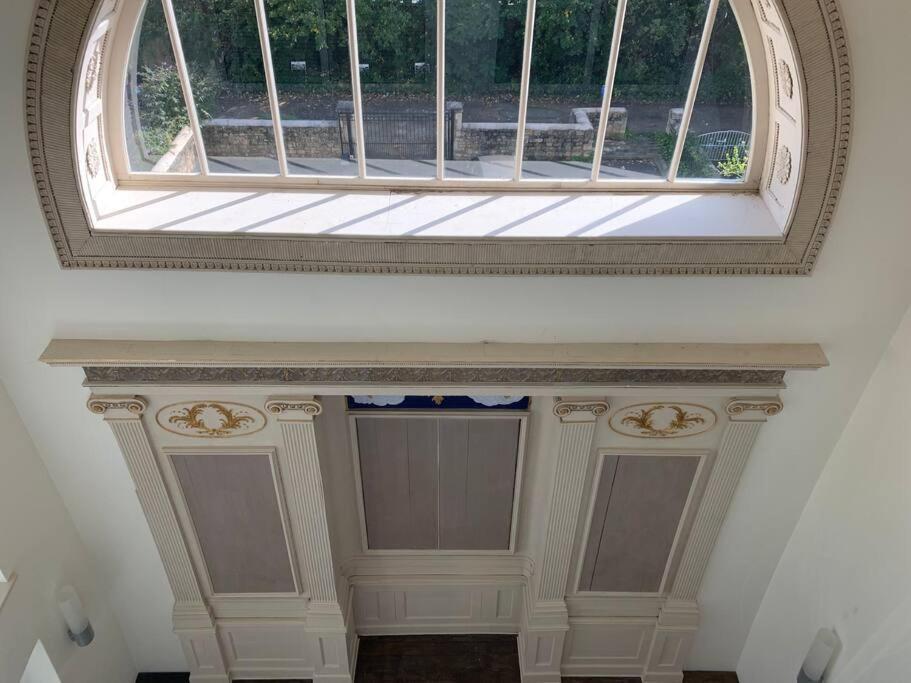 Style & Opulence In Georgian Chapel W Parking Leilighet Bath Eksteriør bilde